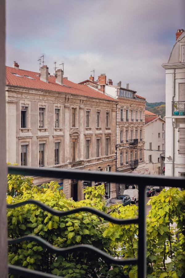 Grand Hotel De La Poste - Lyon Sud - Vienne Екстериор снимка